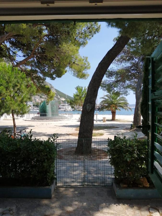 Omis Apartment On The Beach Extérieur photo