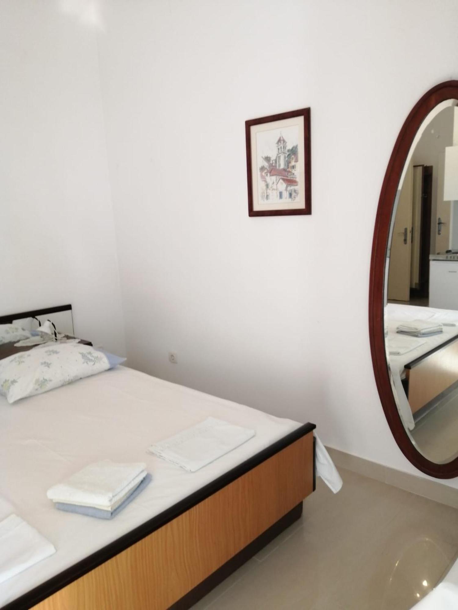 Omis Apartment On The Beach Extérieur photo